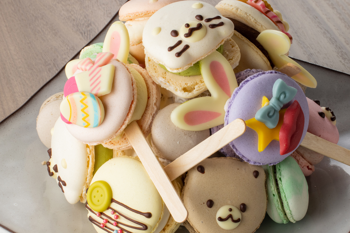 マカロンケーキ｜オンザテーブル - 有限会社トモコミュニケーションズ